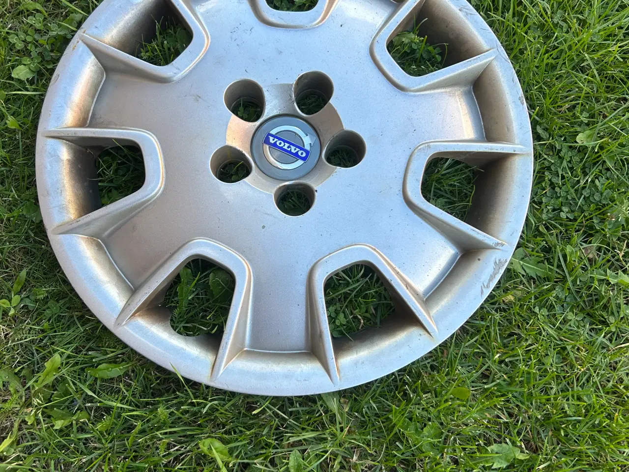 Billede 1 - 4 stk. Vinterdæk til Volvo V 70