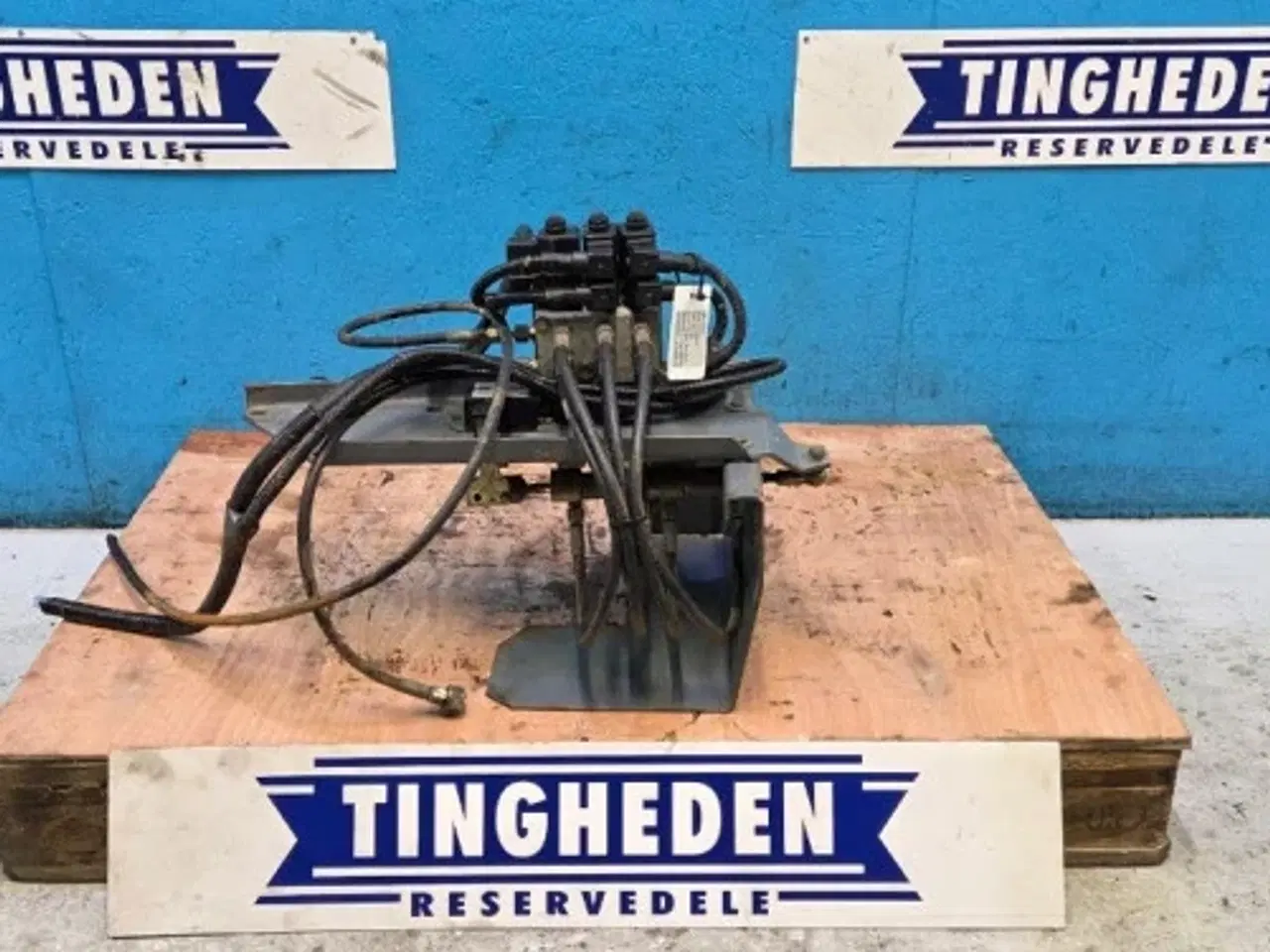 Billede 1 - Massey Ferguson 7274 Gearvælger Konsol 28785685