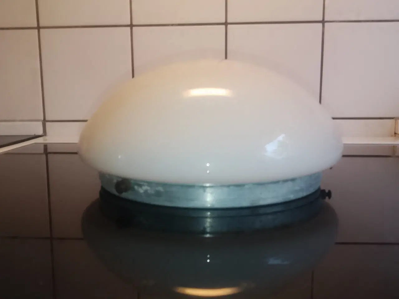 Billede 1 - Plafond lampe med fatning og glasskærm