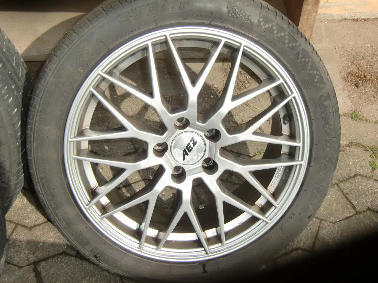 Billede 3 - 4 stk alufælge AEZ med dæk fra Peugeot 308