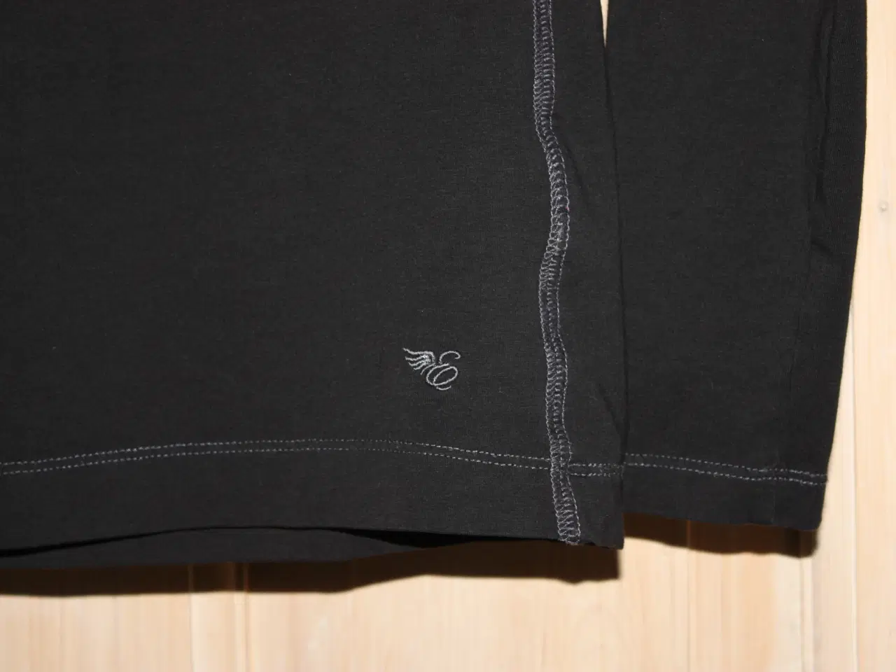 Billede 3 - Sort Esprit rullekrave / bluse str. M