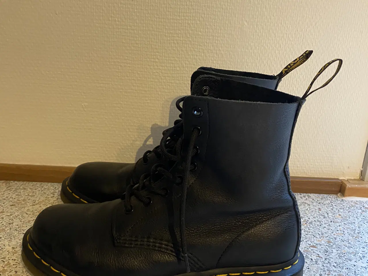 Billede 1 - Dr. Martens støvler str. 39