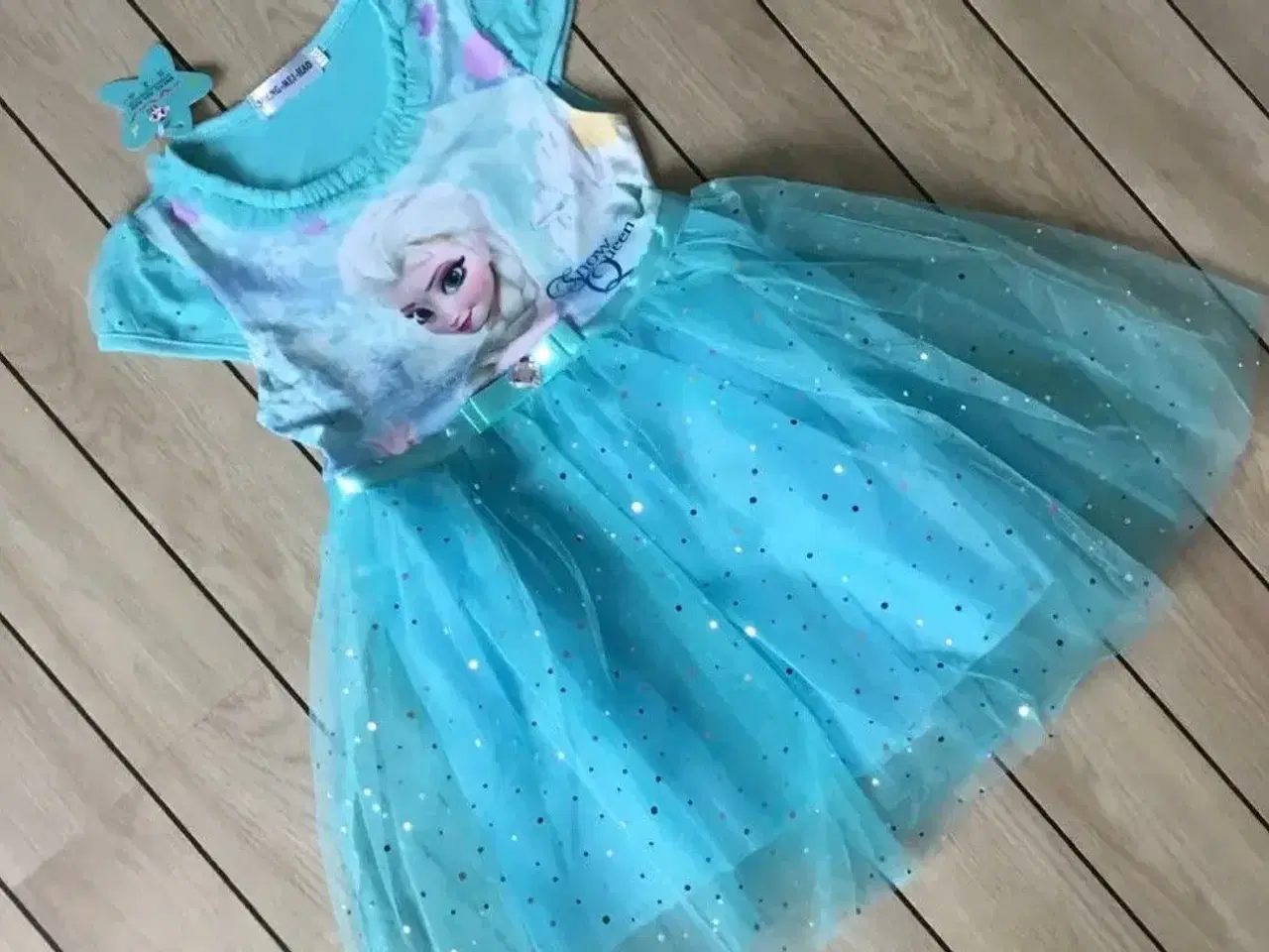 Billede 4 - Frost kjole str. 104 prinsessekjole med Elsa Frost