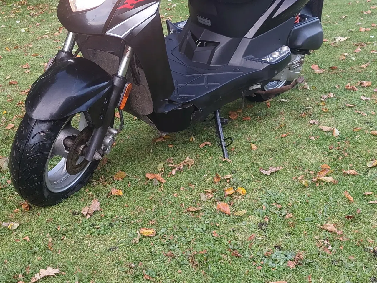 Billede 1 - Kymco Agility 50(lille knallert)