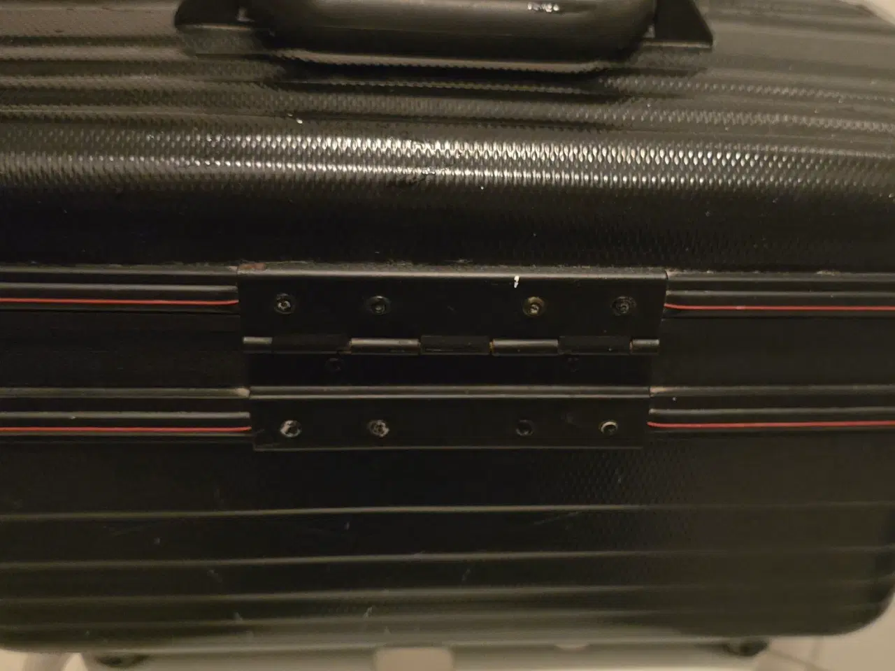 Billede 5 - Stor rummelig beauty box med lås