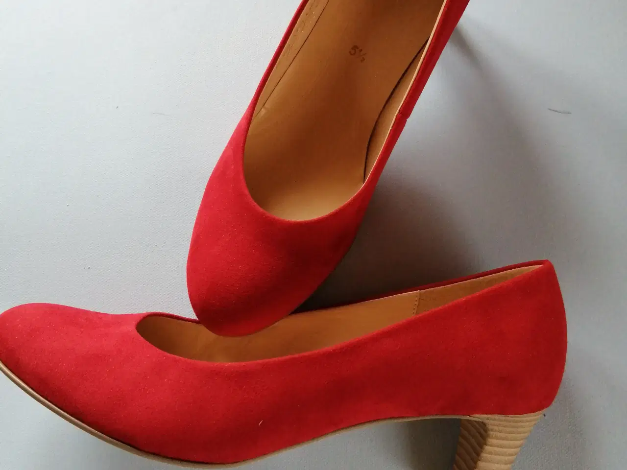 Billede 1 - Nye GABOR Red Suede sko