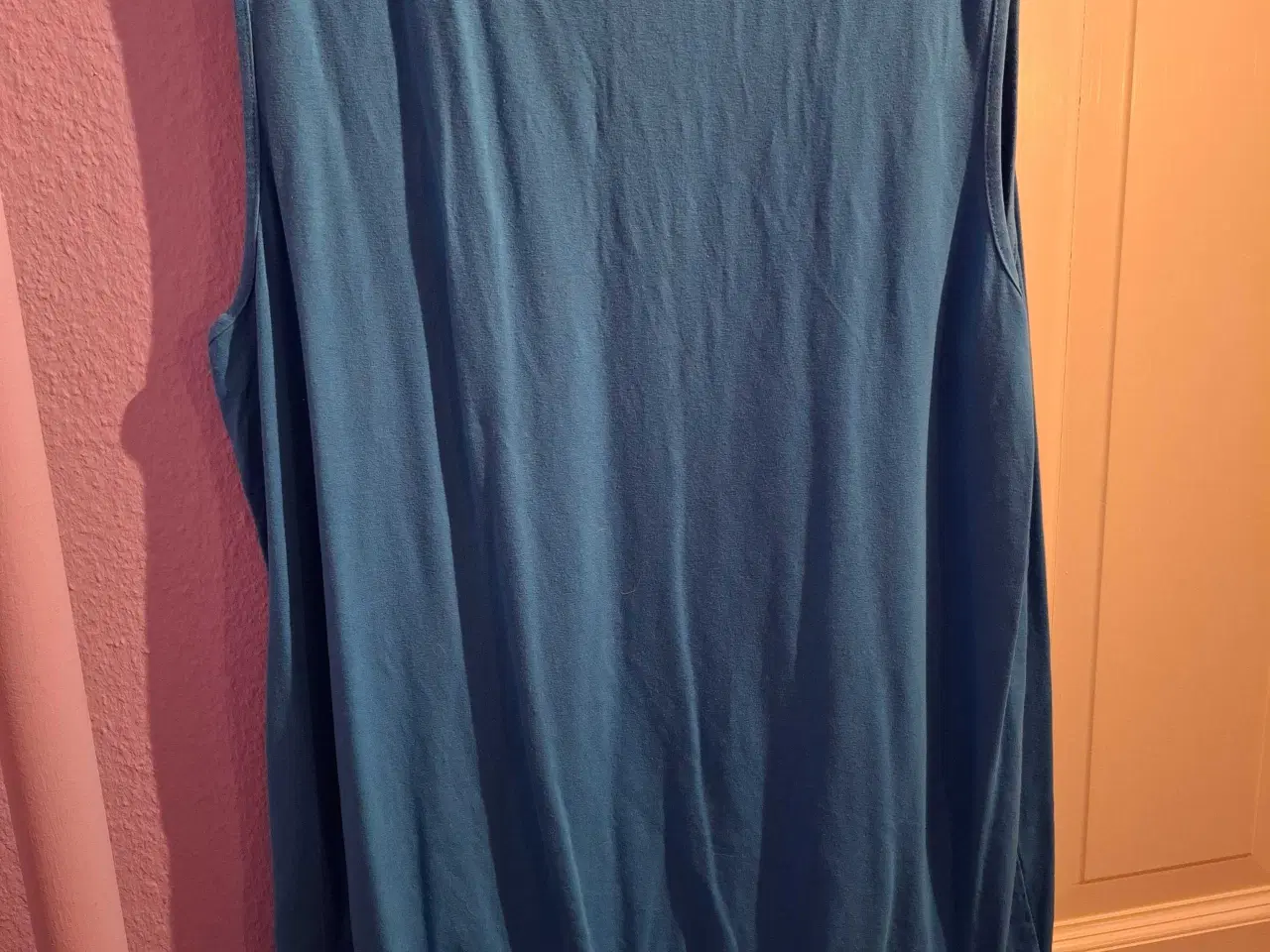 Billede 2 - Blå top fra StreetOne i str. 46