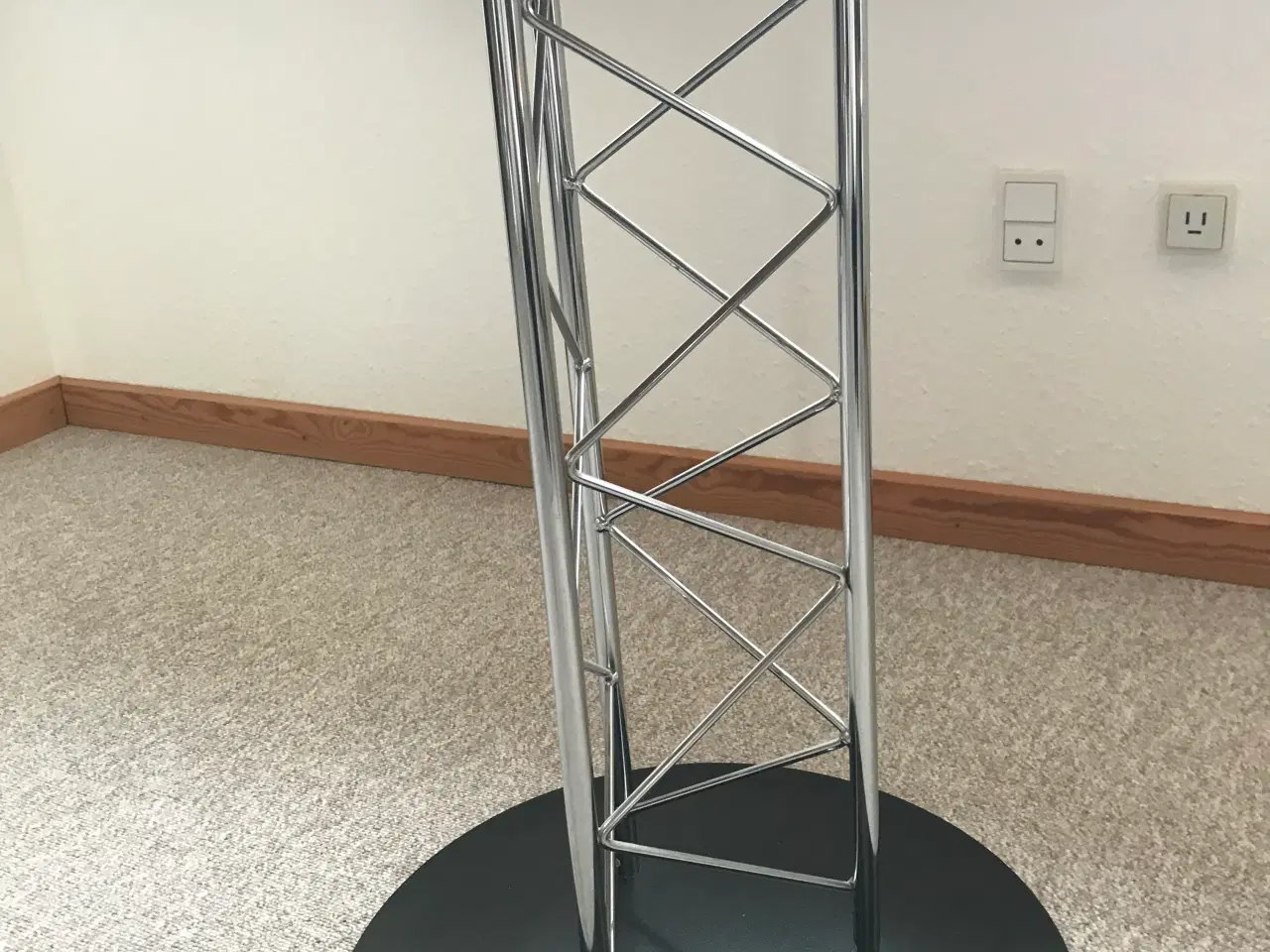 Billede 3 - Cafesæt, rund bord + 2 stole