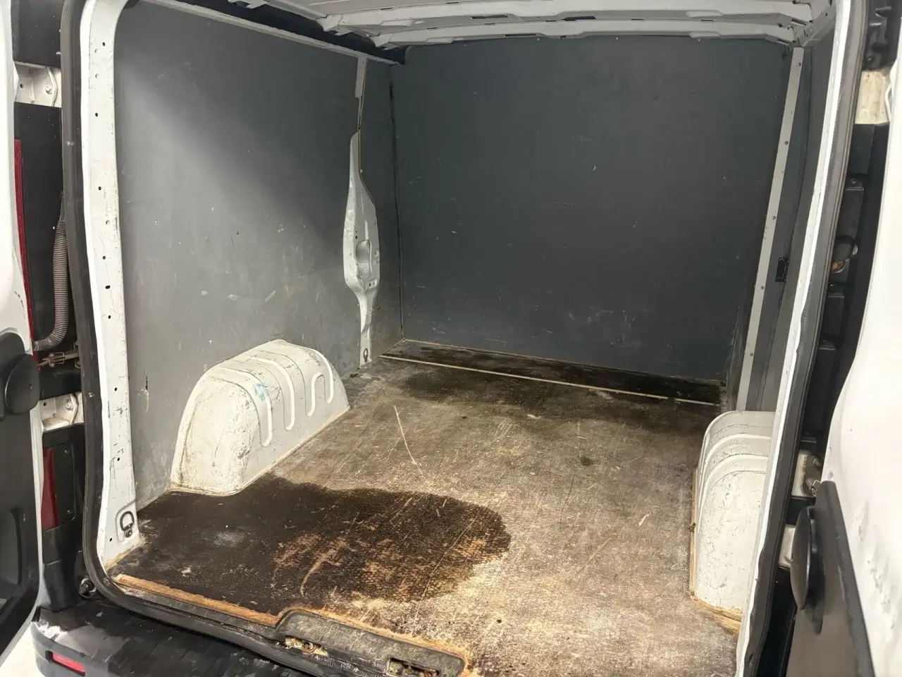 Billede 3 - Renault Trafic T29 L2H1 1,6 DCI 120HK Van 6g