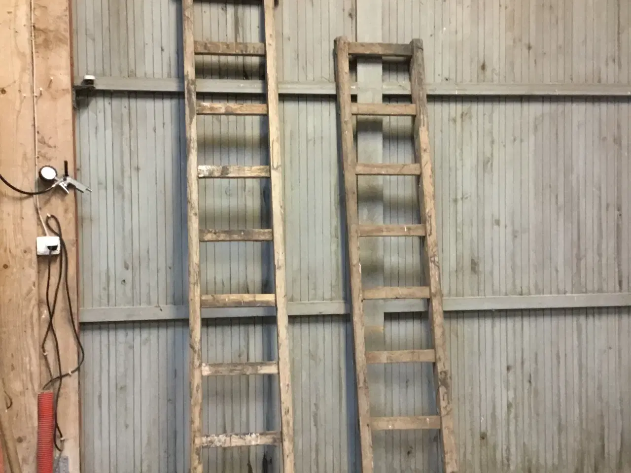 Billede 1 - Gamle træstiger