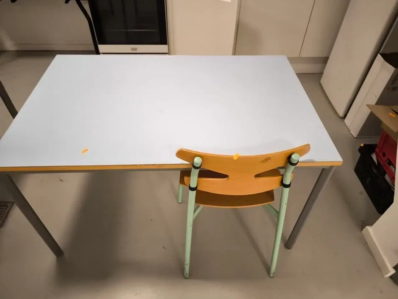 Billede 23 - Diverse borde, stole m.v.