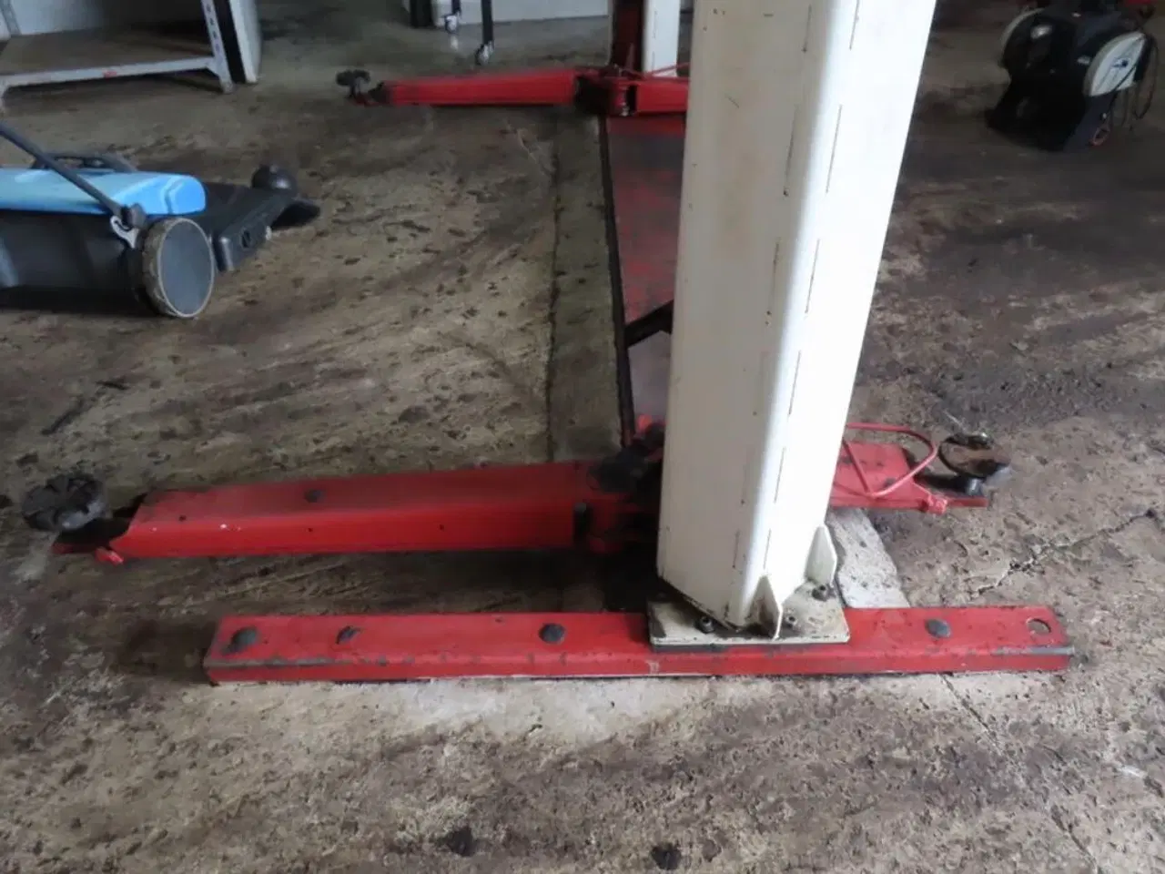 Billede 1 - Stenhøj lifte 2500 kg 