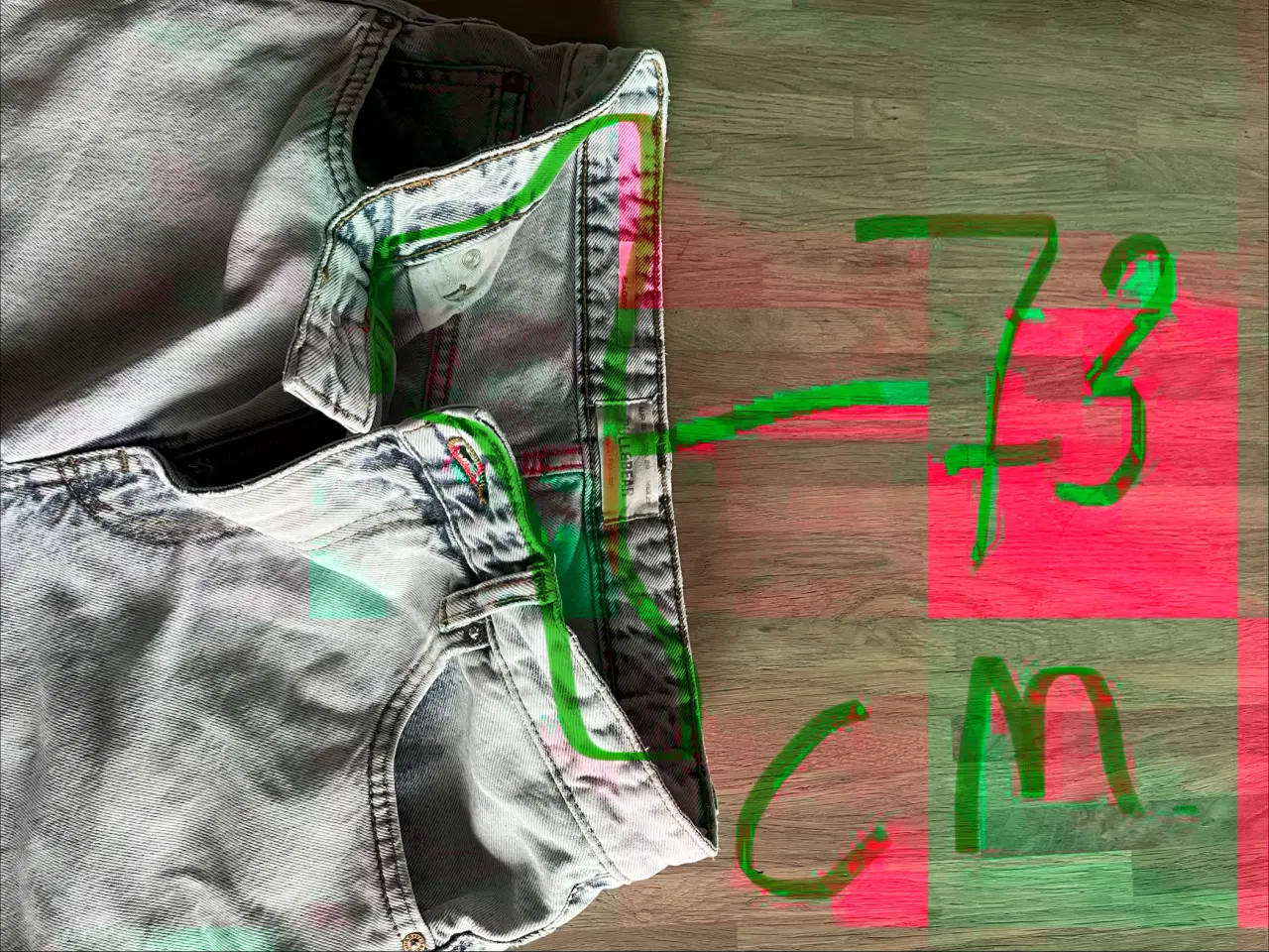 Billede 3 - Lyse denim shorts str. 158
