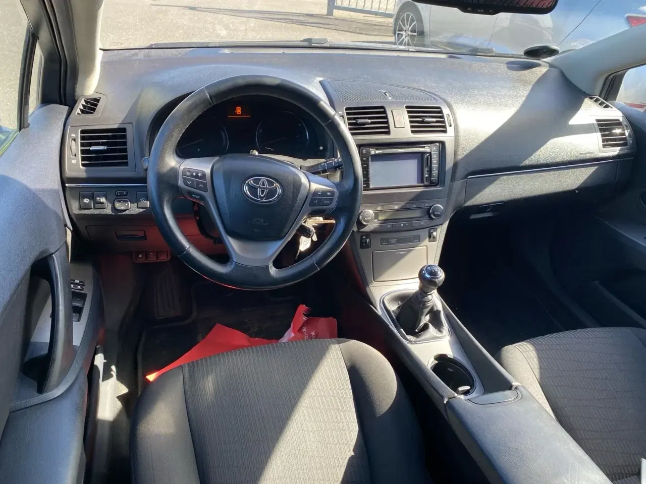 Billede 8 - Toyota Avensis 2,0 VVT-I T2 152HK Stc 6g