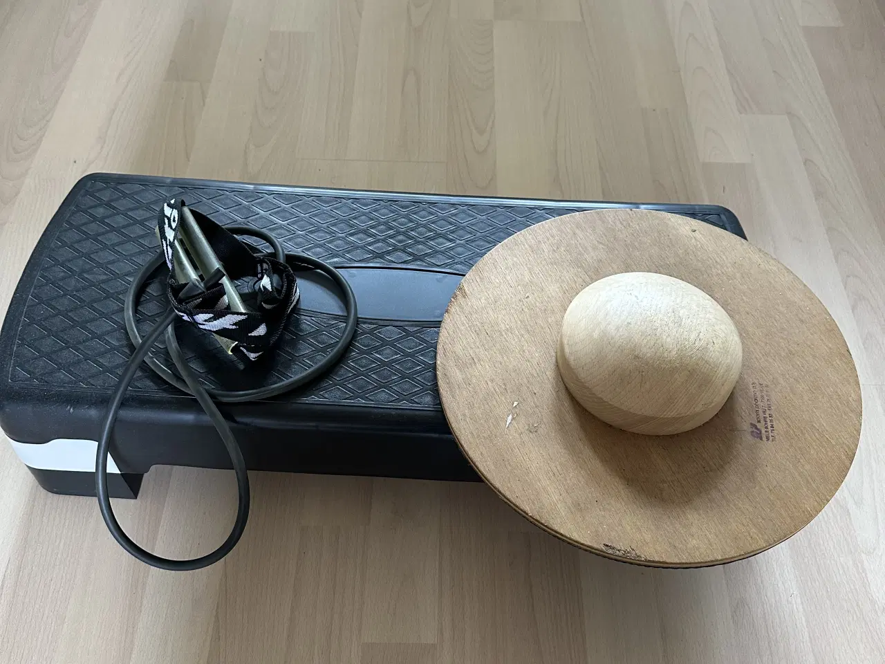 Billede 2 - Trænings- fitness udstyr - stepbænk