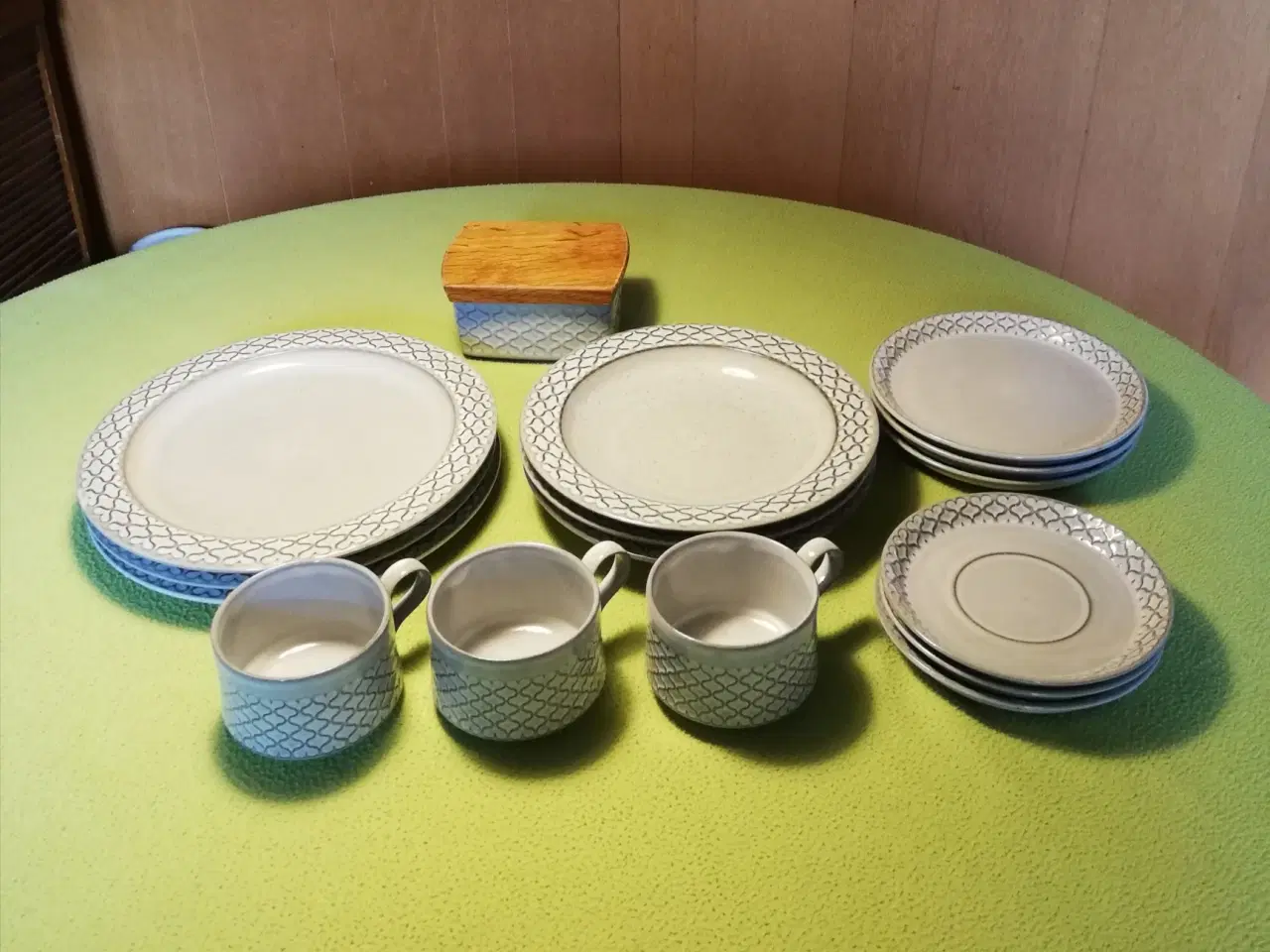 Billede 1 - Cordial stentøj kopper, smørskål og tallerkener