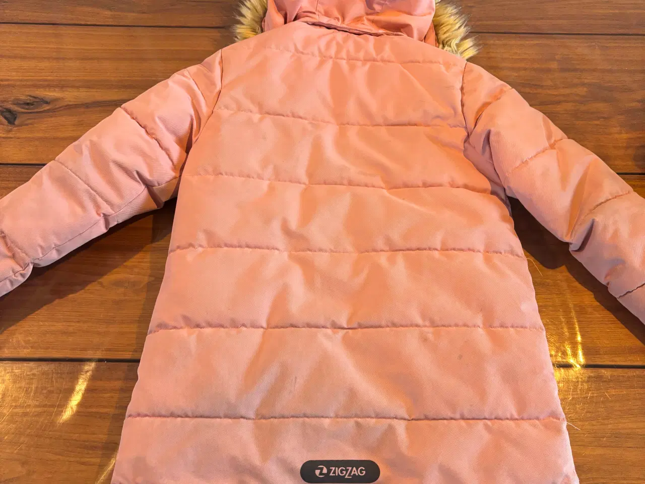 Billede 5 - Vinterjakke str 128