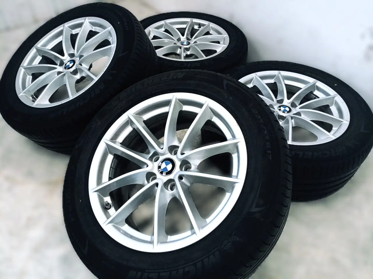 Billede 2 - 5x112 17" ET27 nav 66,6ø BMW sommersæt inkl.TPMS