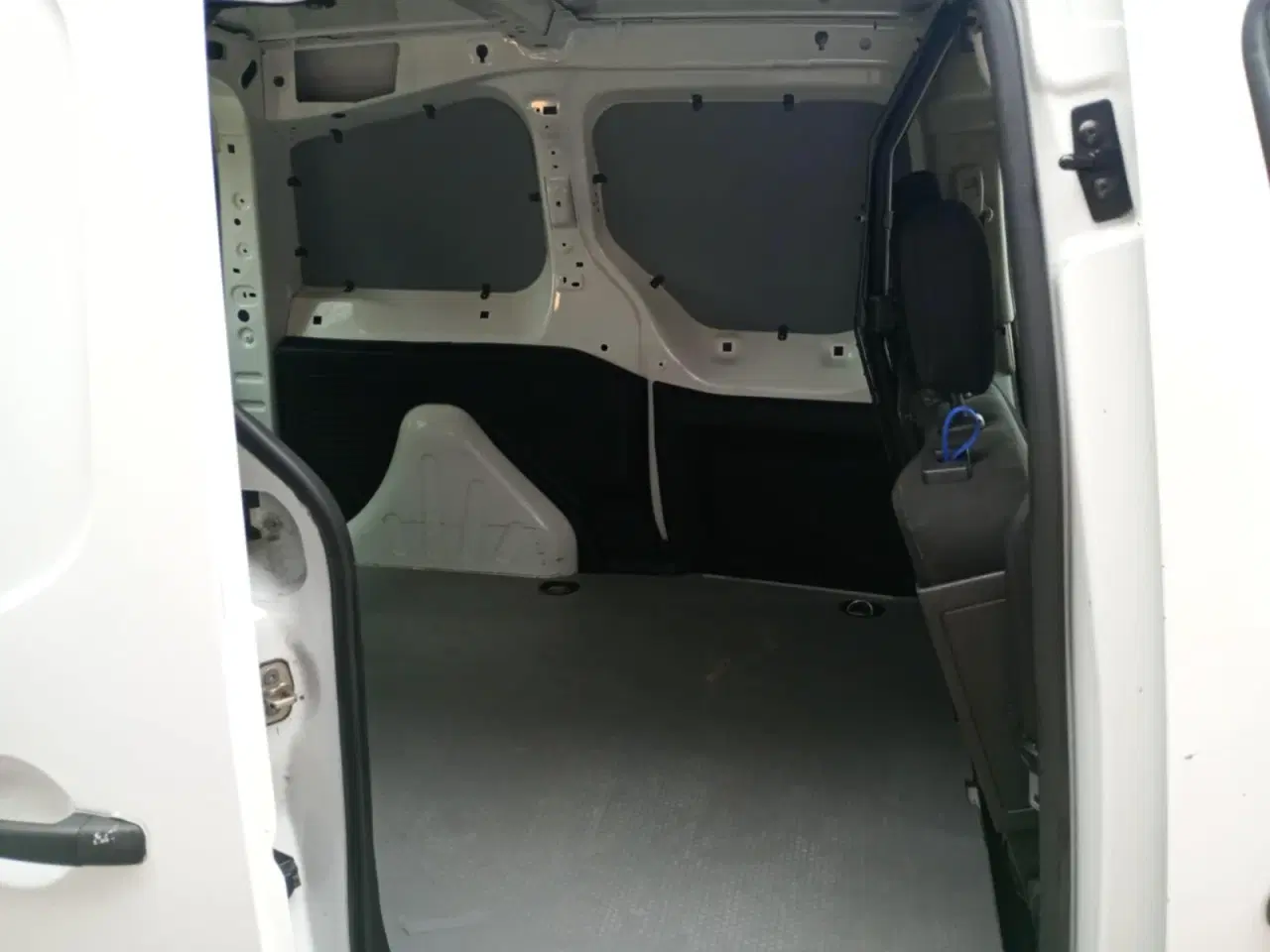 Billede 10 - Peugeot Partner 1,6 BlueHDi 100 L1 Premium Van