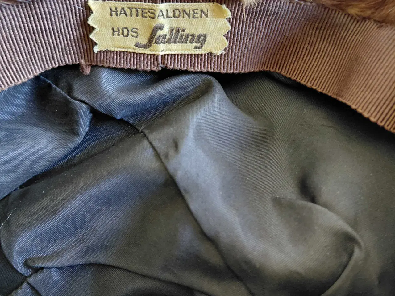 Billede 4 - Gamle huer mm