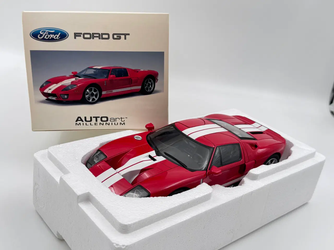 Billede 10 - 2004 Ford GT - AUTOart - 1:18 