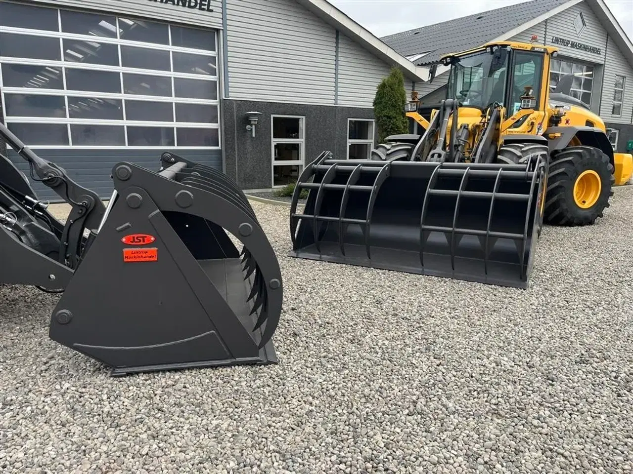 Billede 14 - JST Overfalds skovl 300 med skårende tænder og med ekstra slidstål i hæl samt forkantskær