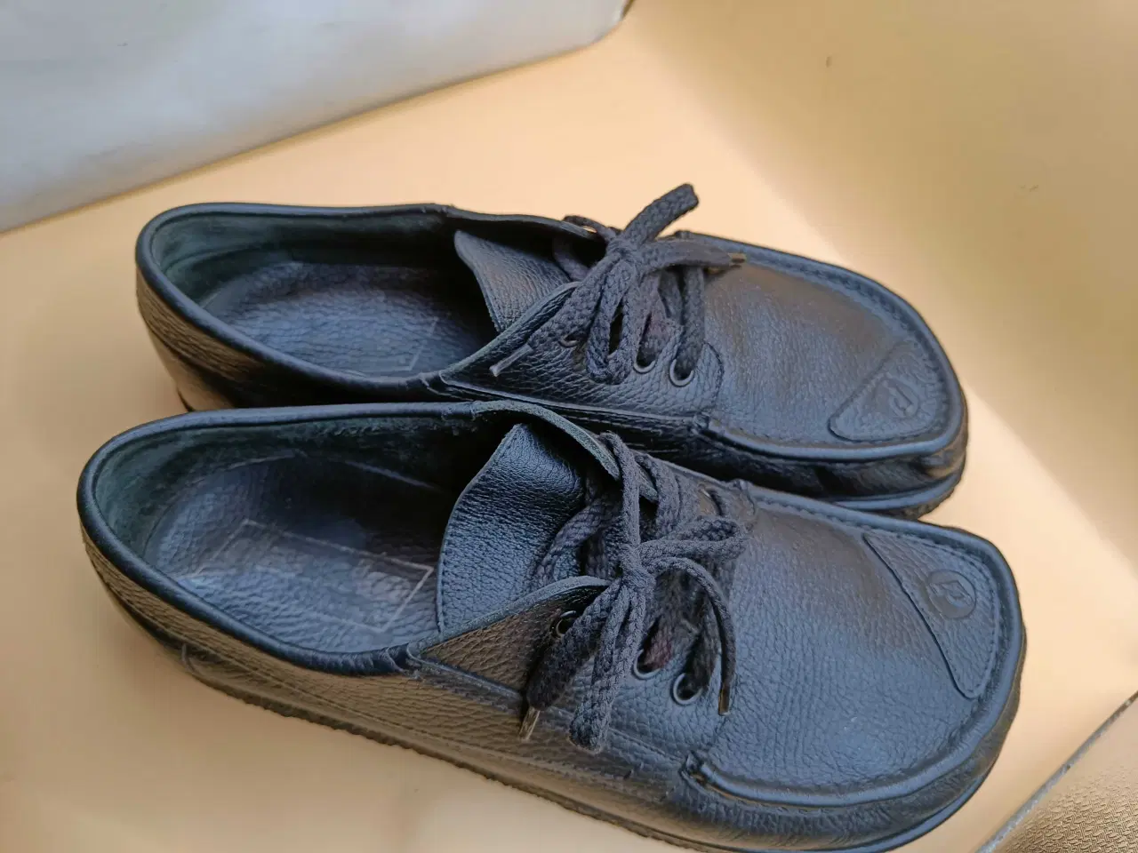 Billede 4 - Jaco sort læder sko 43str