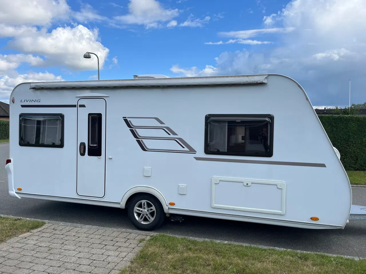 Billede 1 - Hymer Eriba Living 485 campingvogn