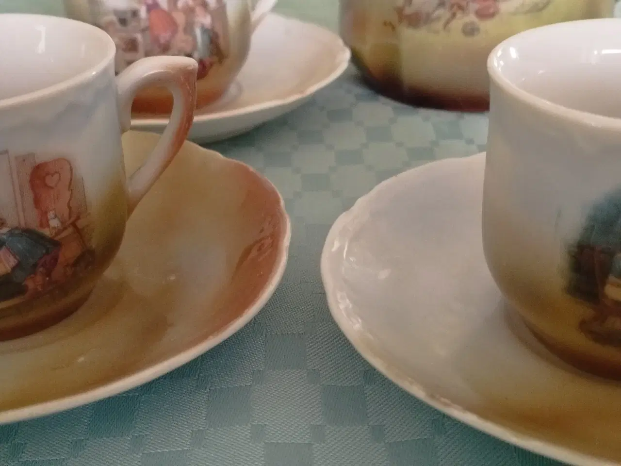 Billede 4 -  Antik dukke kaffestel fra 1920-1930.