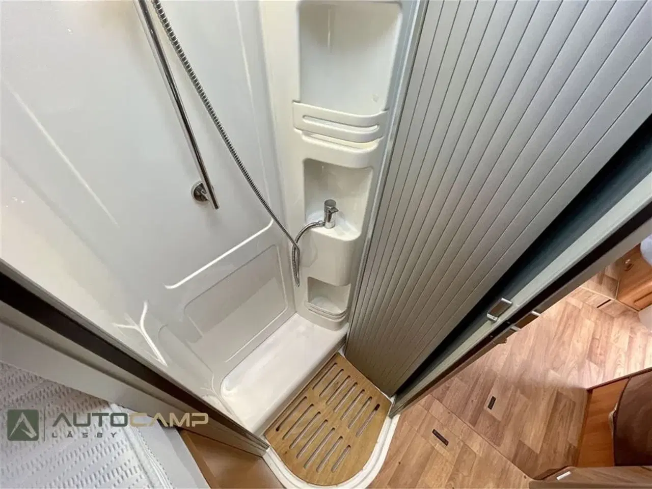 Billede 13 - 2015 - Hymer Tramp 678