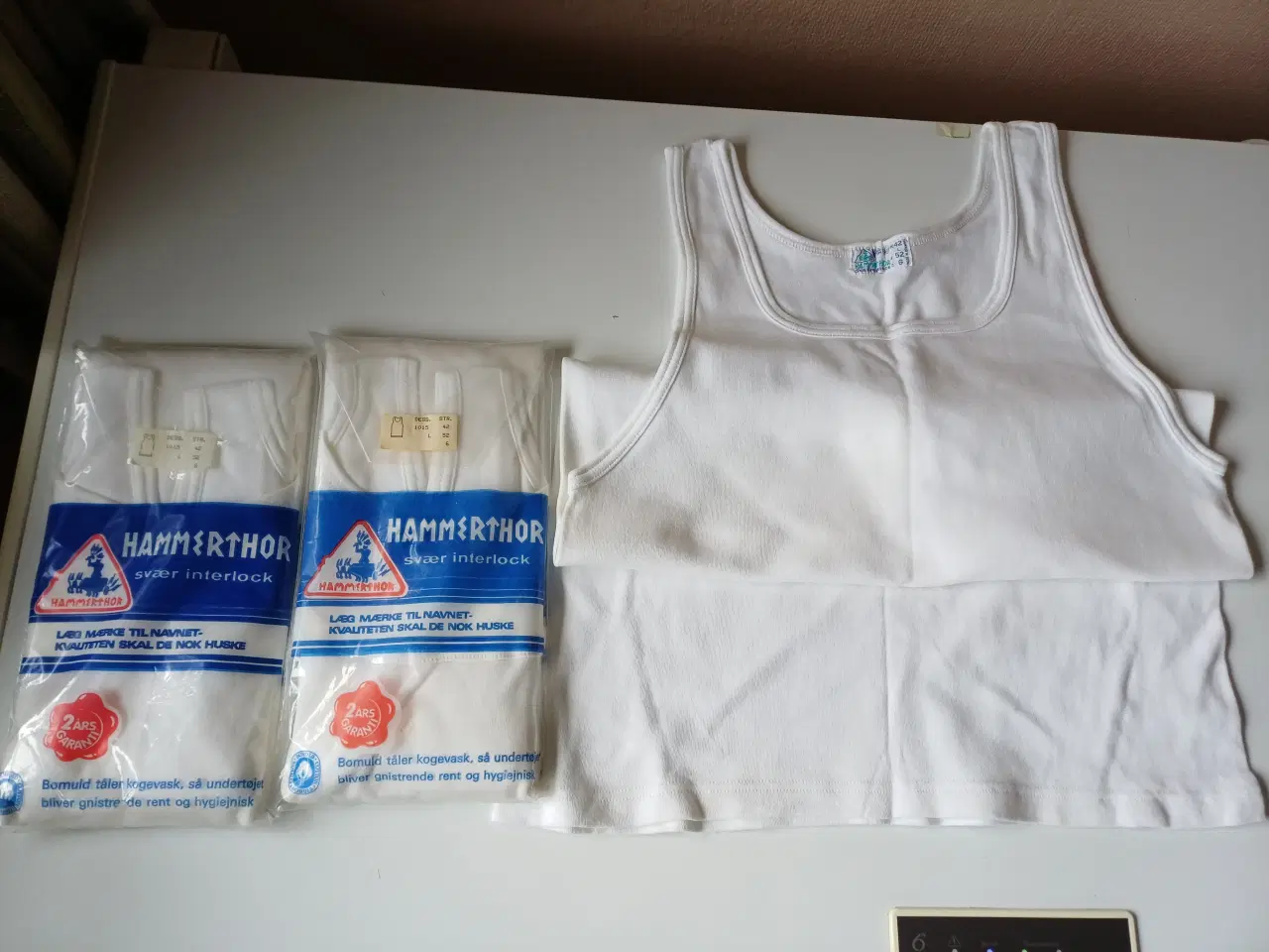 Billede 1 - Hammerthor hvide undertrøjer - 3 stk. nye/ubrugte