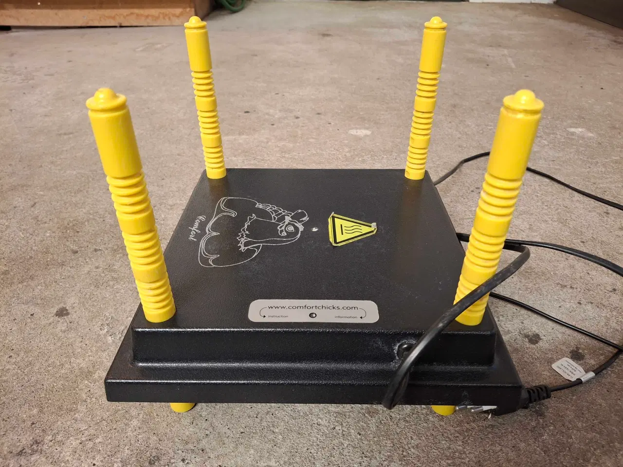 Billede 3 - Varmeplade til små dyr og justerbart i højden.