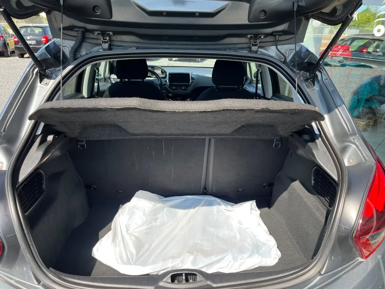 Billede 5 - Peugeot 208 1,6 BlueHDi 100 Allure