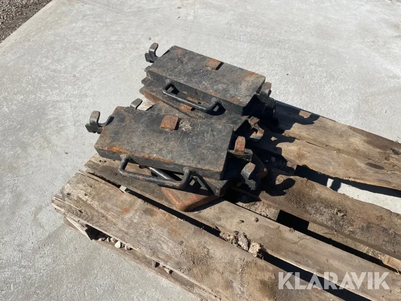 Billede 5 - Vægtklodser til Avant minilæsser 5 styk