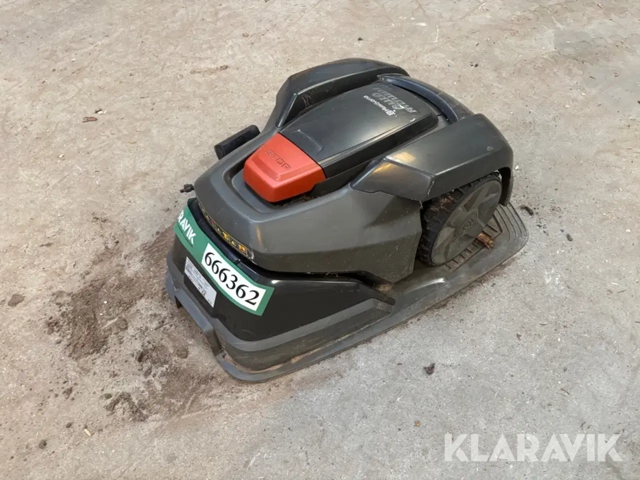 Billede 5 - Robot plæneklipper Husquarna 305 med ladeplade