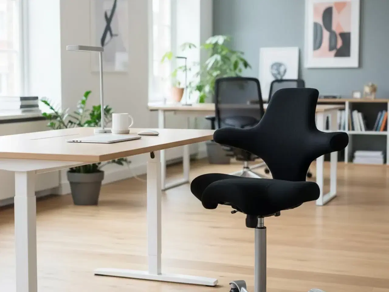 Billede 2 - HÅG Capisco 8106 - 265 mm gaslift - Nypolstret i Sort