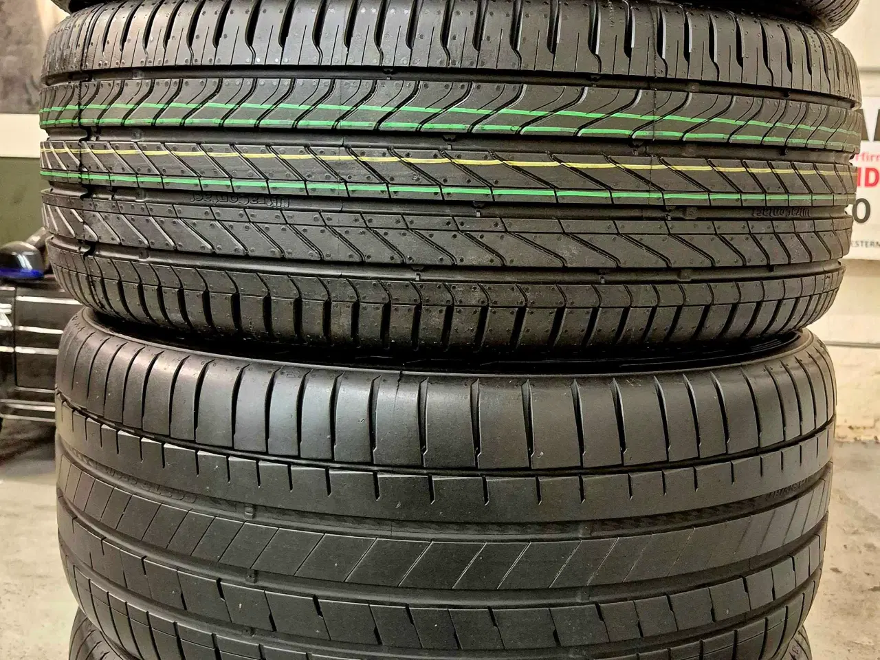 Billede 3 - MERCEDES "AMG" ORIGINAL ALUFÆLGE MED HELT NY SOMME