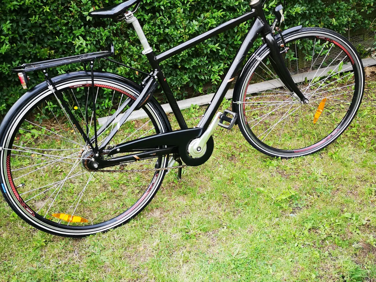 Billede 2 - KILDEMOES 28"  48cm For- og baglygter,  gode dæk ,
