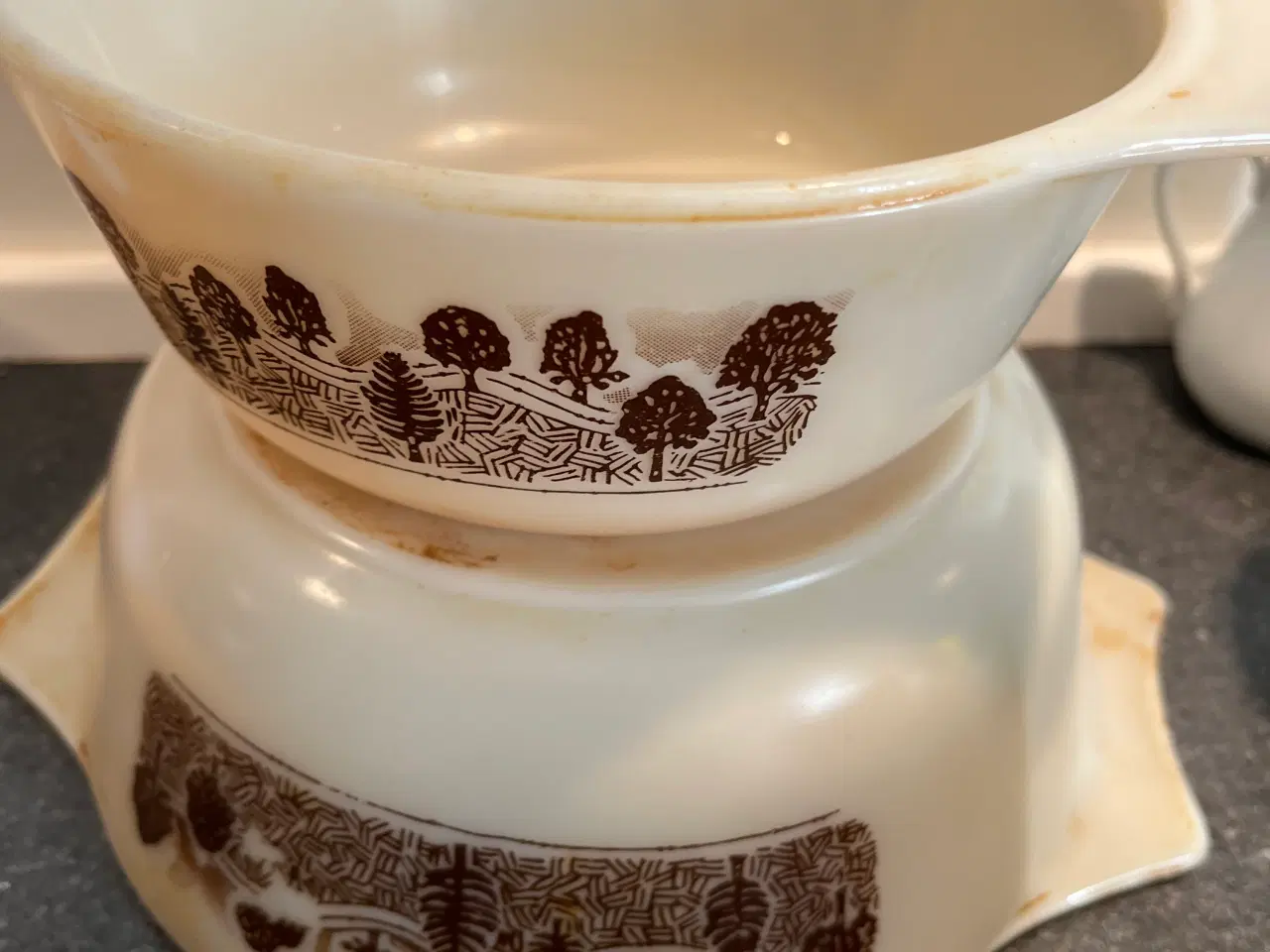 Billede 1 - Sæt med 2 vintage Pyrex England rustikke træ/skovm