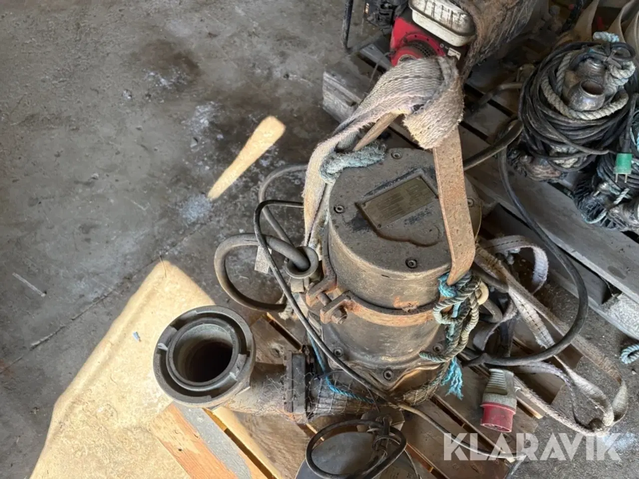 Billede 5 - Lot. Pumper Robot Pompen SPT Grundfos Honda 7 styk med brandslanger