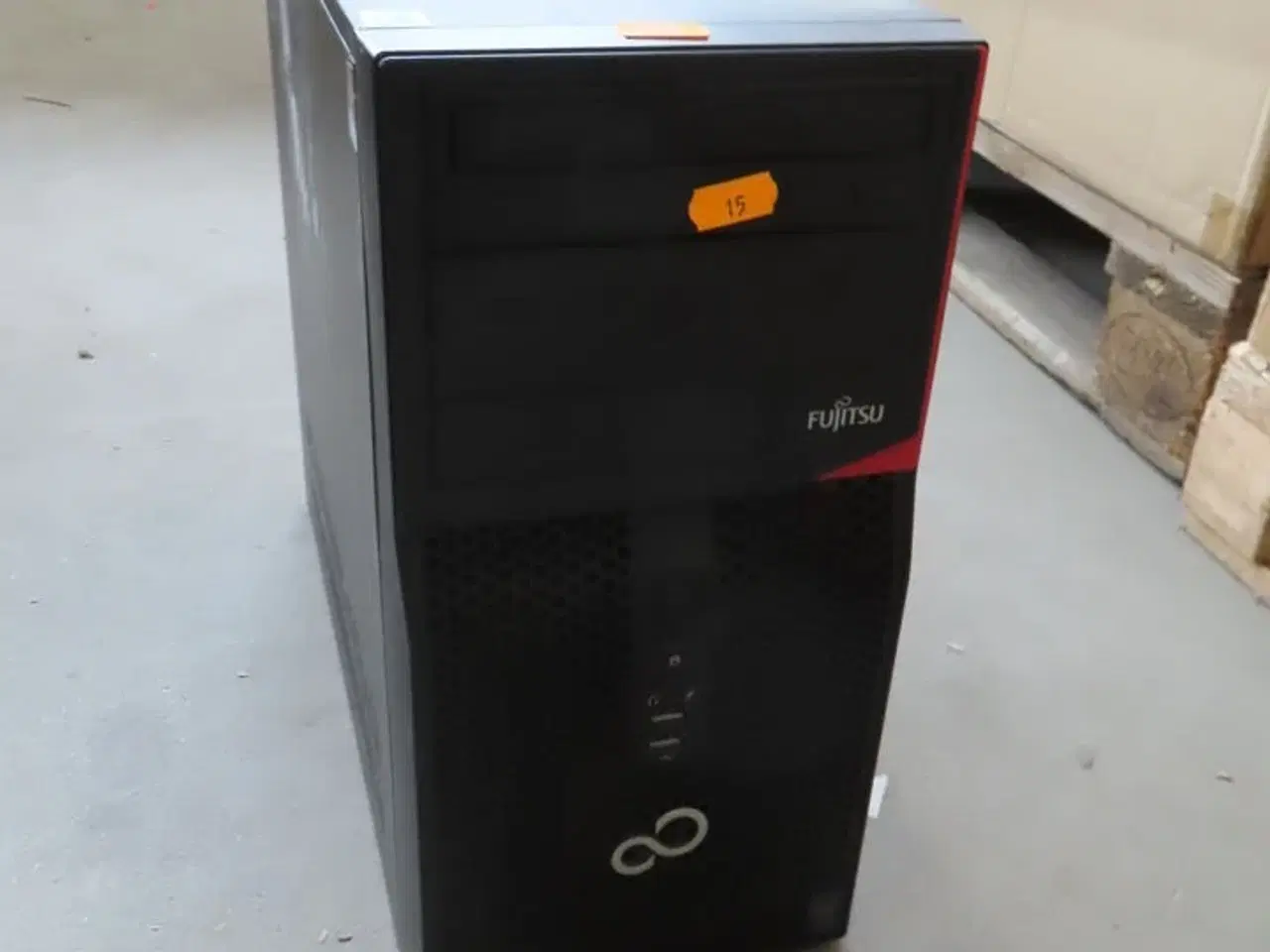 Billede 1 - Stationær computer FUJITSU P420 E85+