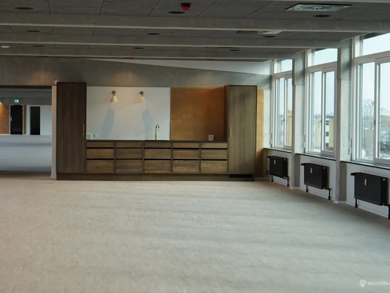 Billede 3 - Penthousekontor med nyistandsatte rammer i hjertet af Herlev