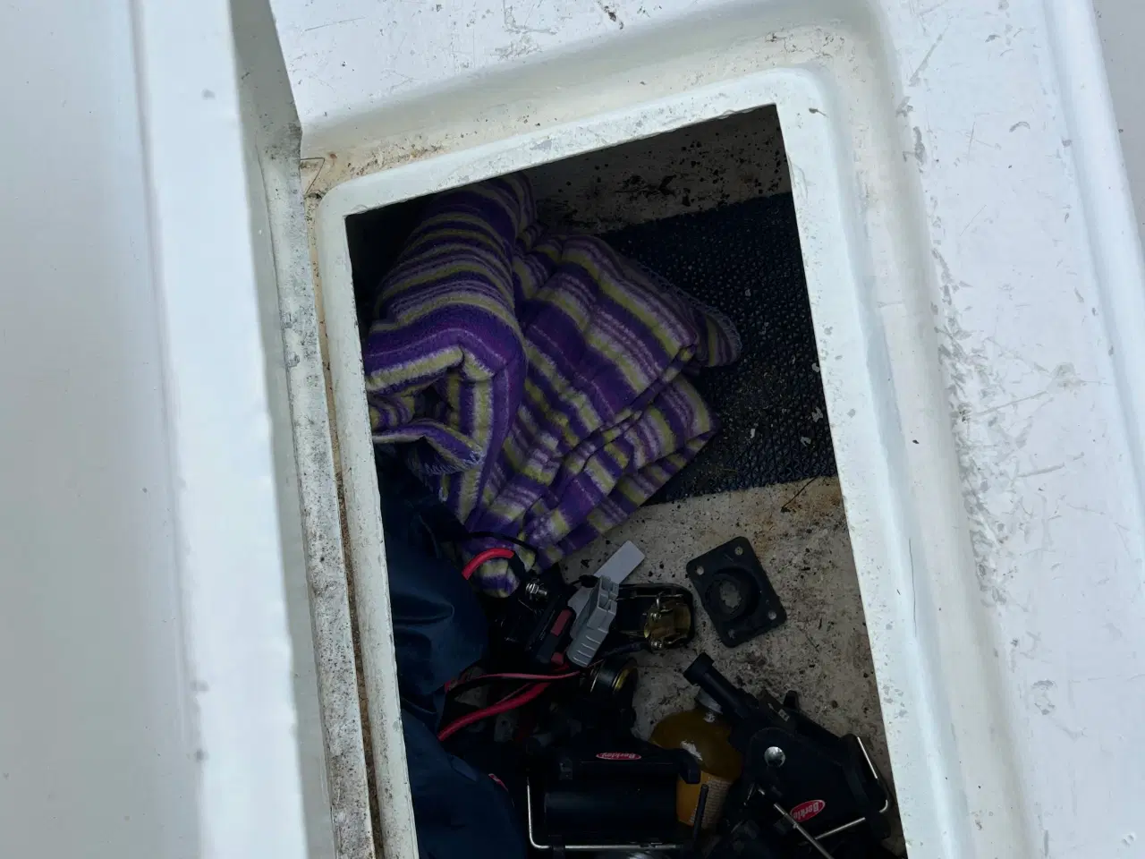 Billede 18 - RYDS 465 R med styrepult, Mariner 40 hk + trailer 