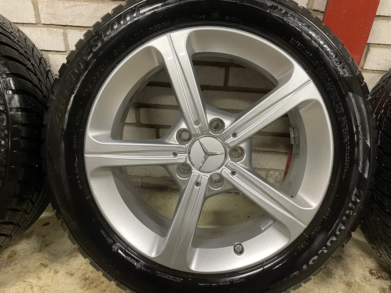 Billede 3 - 17 Mercedes CLA 205/55/17 Ref.224 vinter