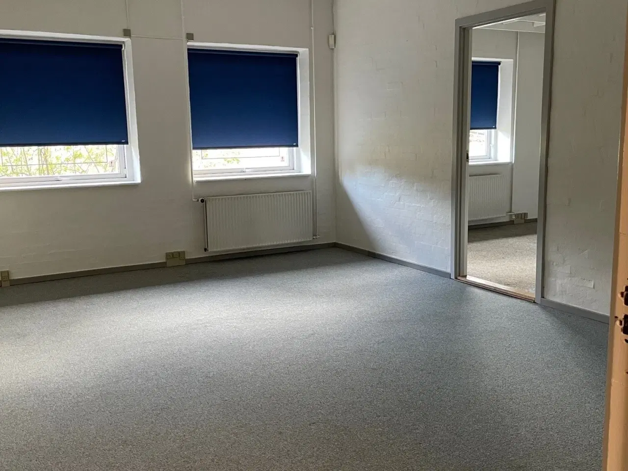Billede 12 - Kontor/butikslejemål i præsentabel etplans erhvervsejendom