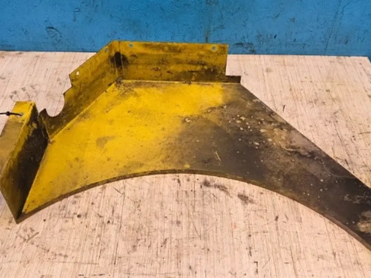 Billede 8 - New Holland TX68 Beskyttelseskærm 84031307