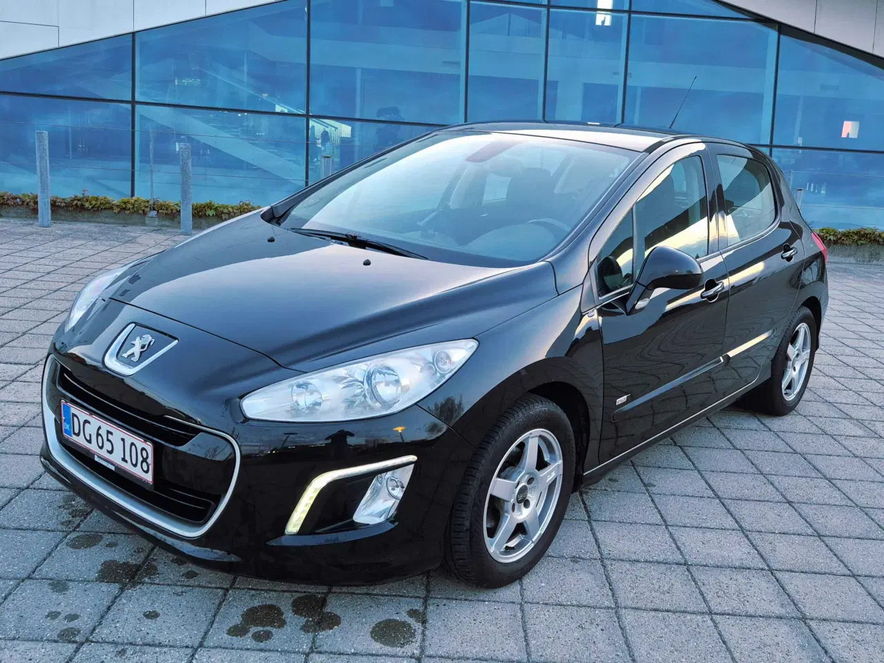 Billede 1 - Peugeot 308 plus pæn og velholdt økonomisk partike