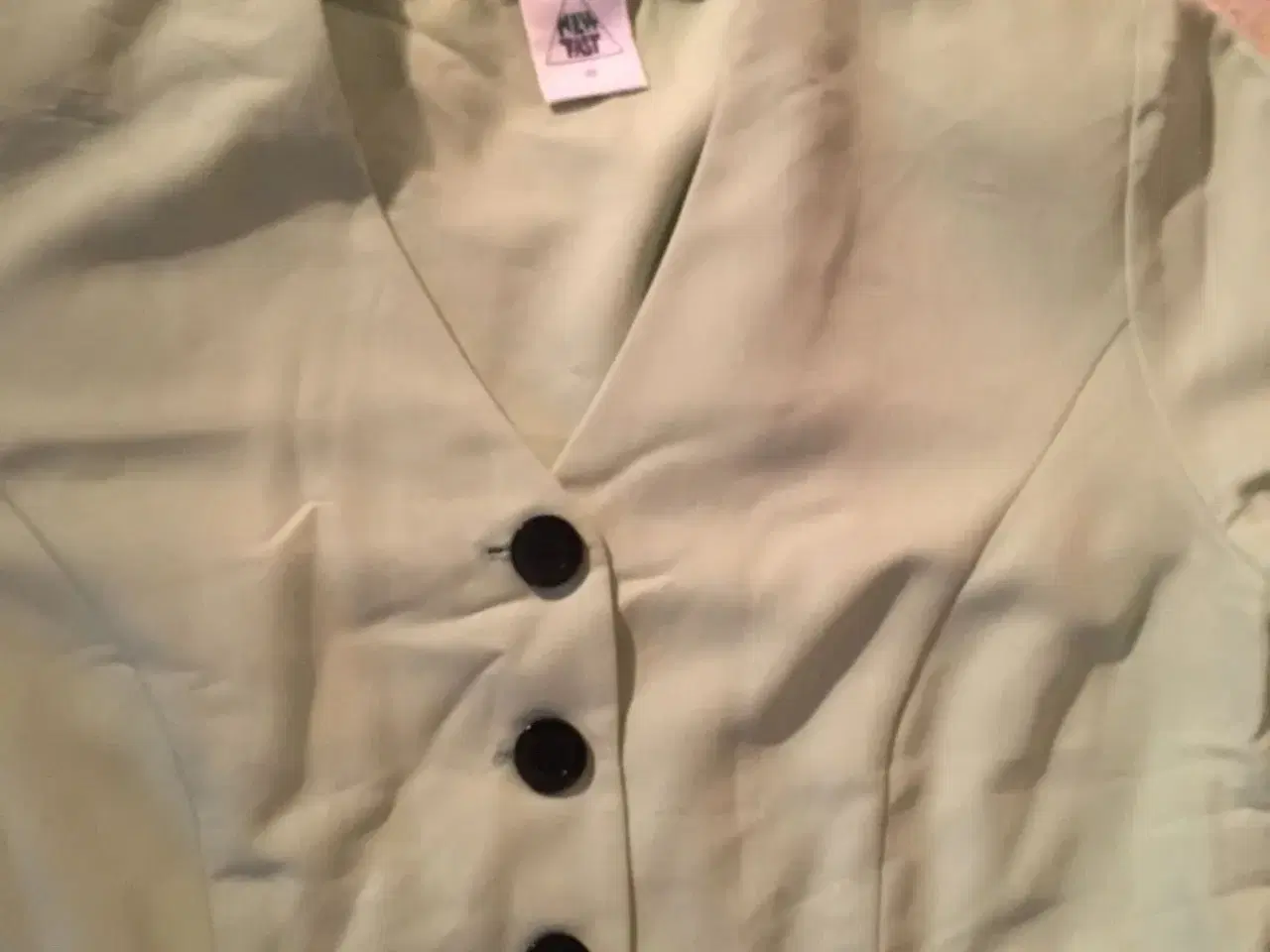 Billede 3 - Kjole jakke sæt til salg