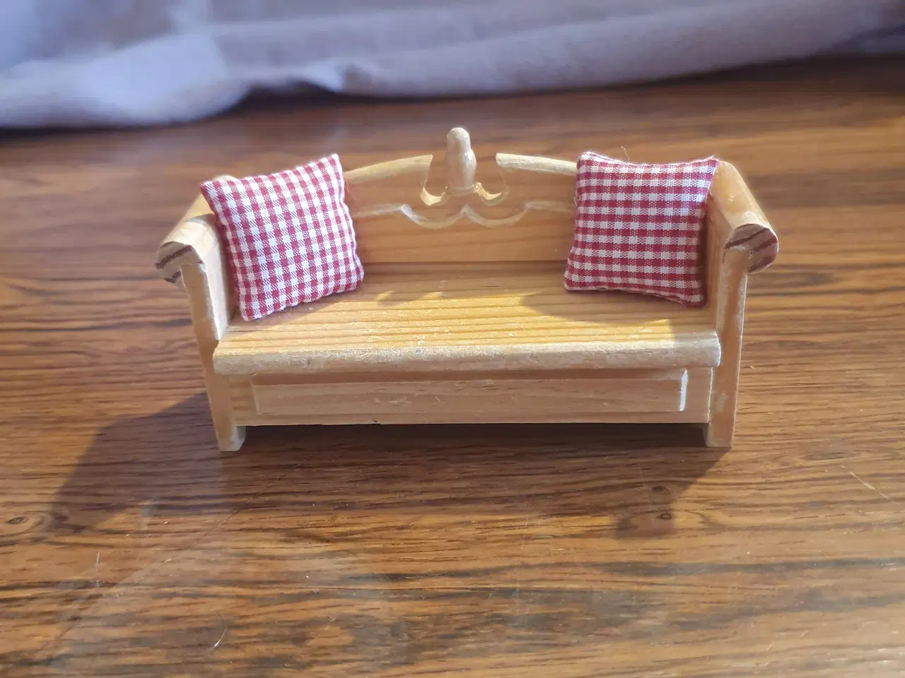 Billede 1 - Lundby køkken bænk 