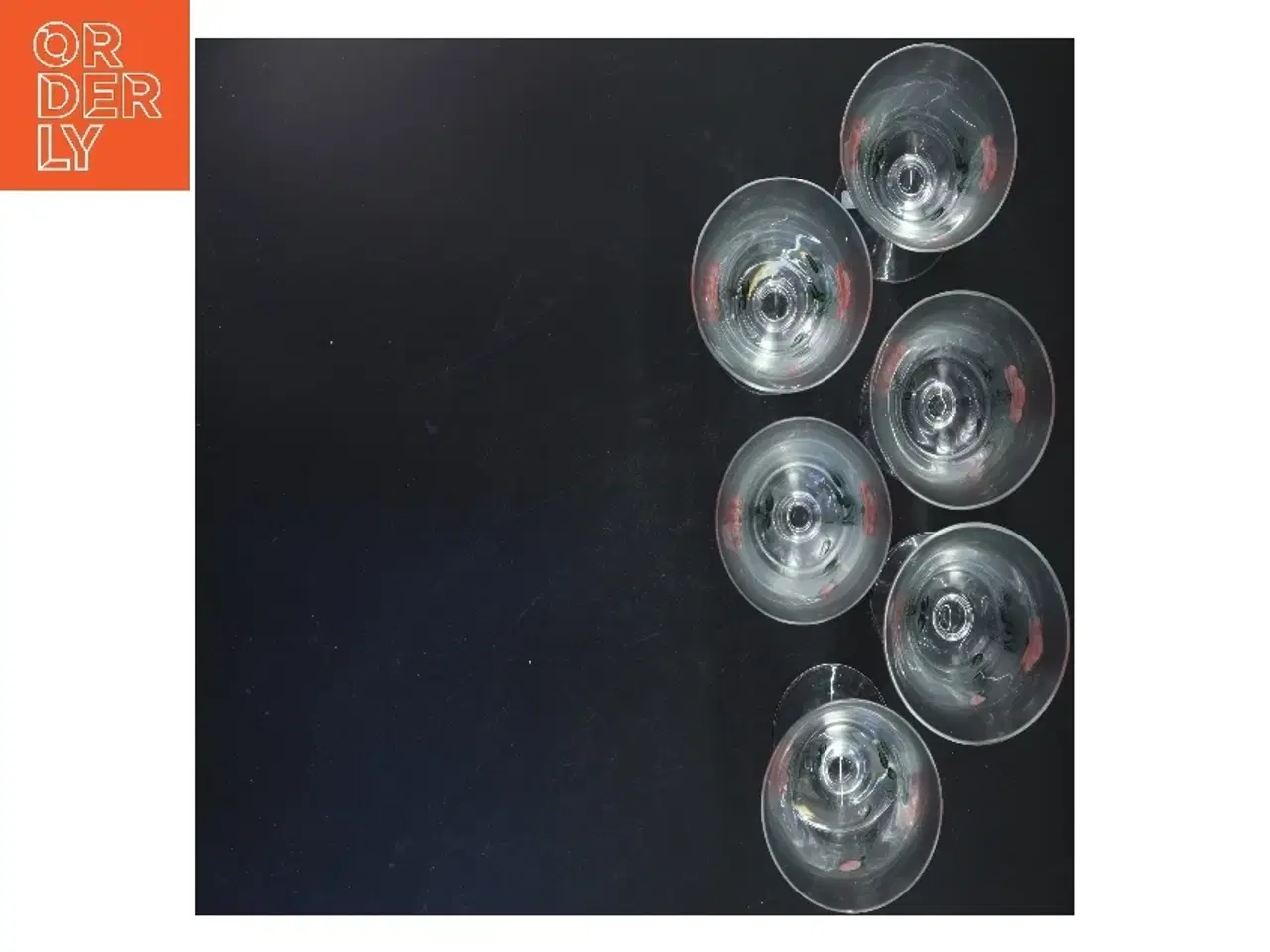 Billede 2 - Vinglas med rosedesign (str. 18,5x8,5 cm)